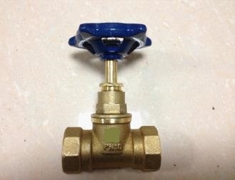 Đèn cửa đồng rèn bánh tay 1/2 In - 2 In Vòng cắt dây nữ